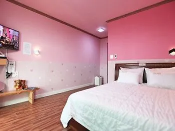 Hotel Starlightdrops Pension Jeju